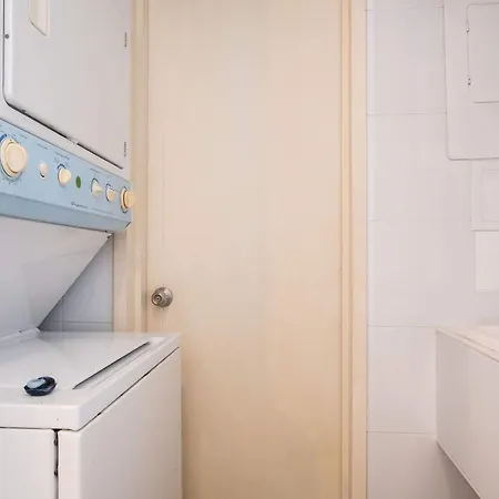Impeccable 2br With Charming Balcony In Sunset * Cartagena