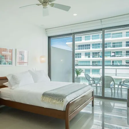 Apartamento Impeccable 2br With Charming Balcony In Sunset