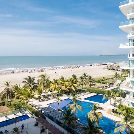 Impeccable 2br With Charming Balcony In Sunset