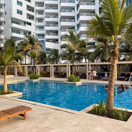 Impeccable 2br With Charming Balcony In Sunset *